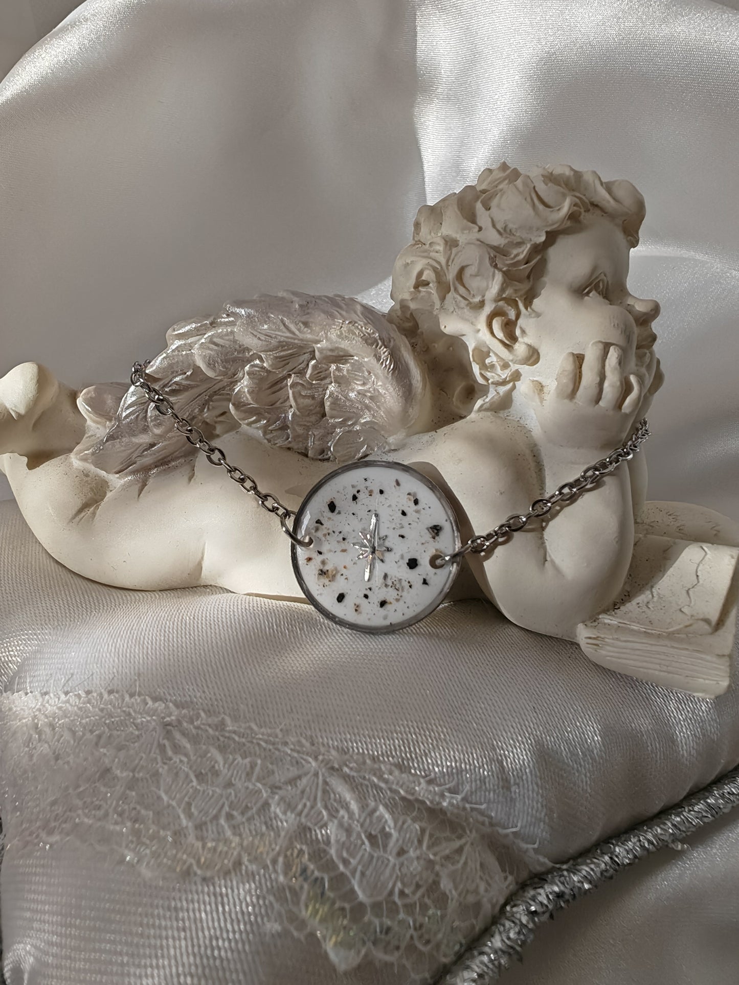 Bracelet paillettes de cendres