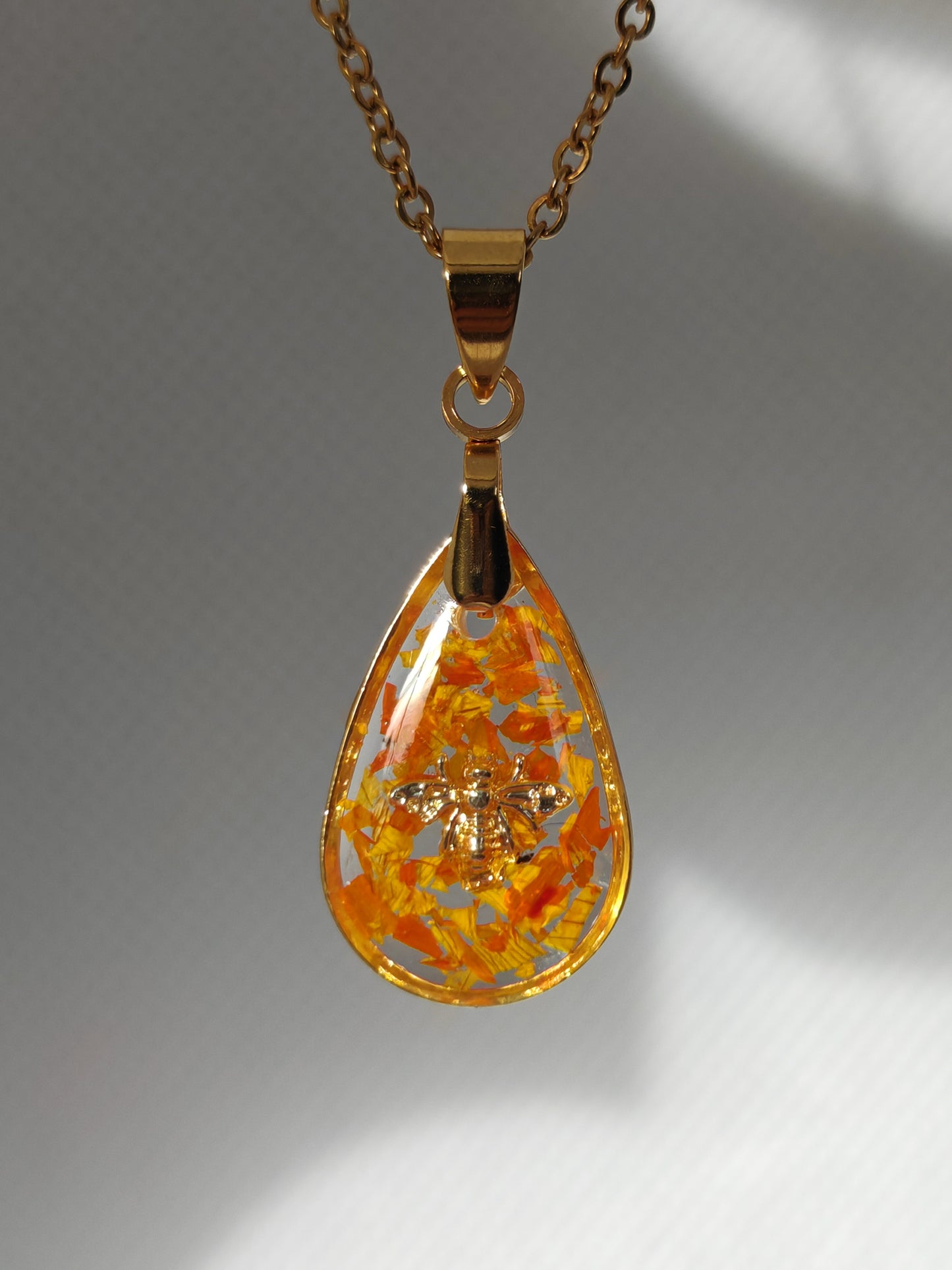 Collier petite goutte d'eau