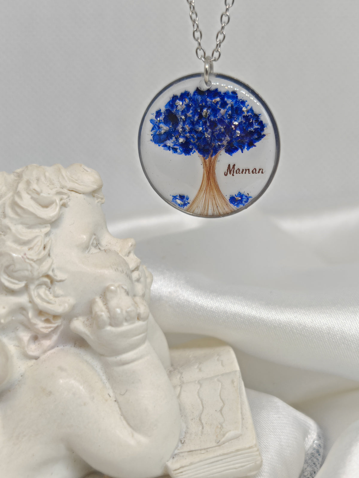 Collier arbre de vie fleuri