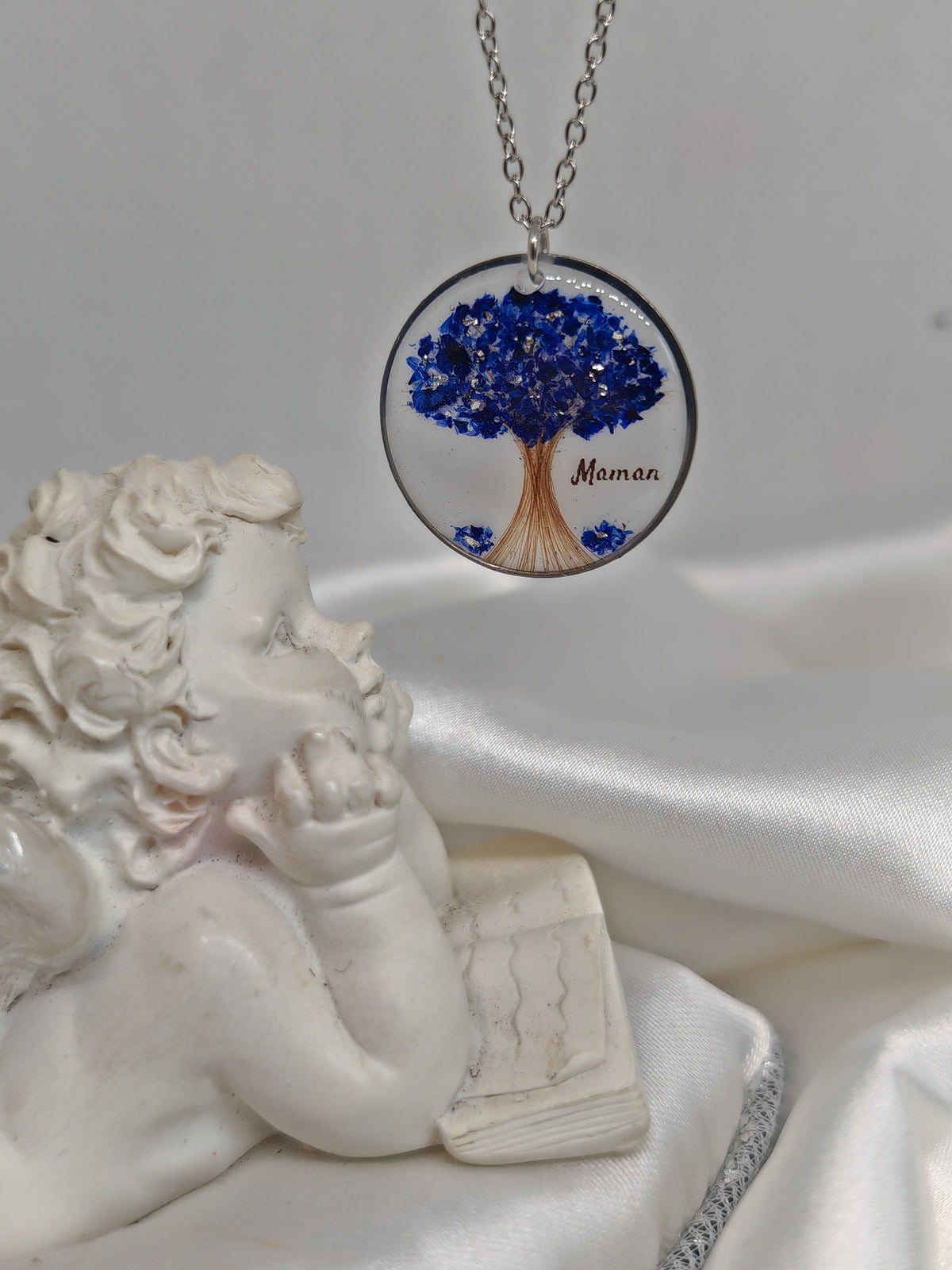 Collier arbre de vie fleuri